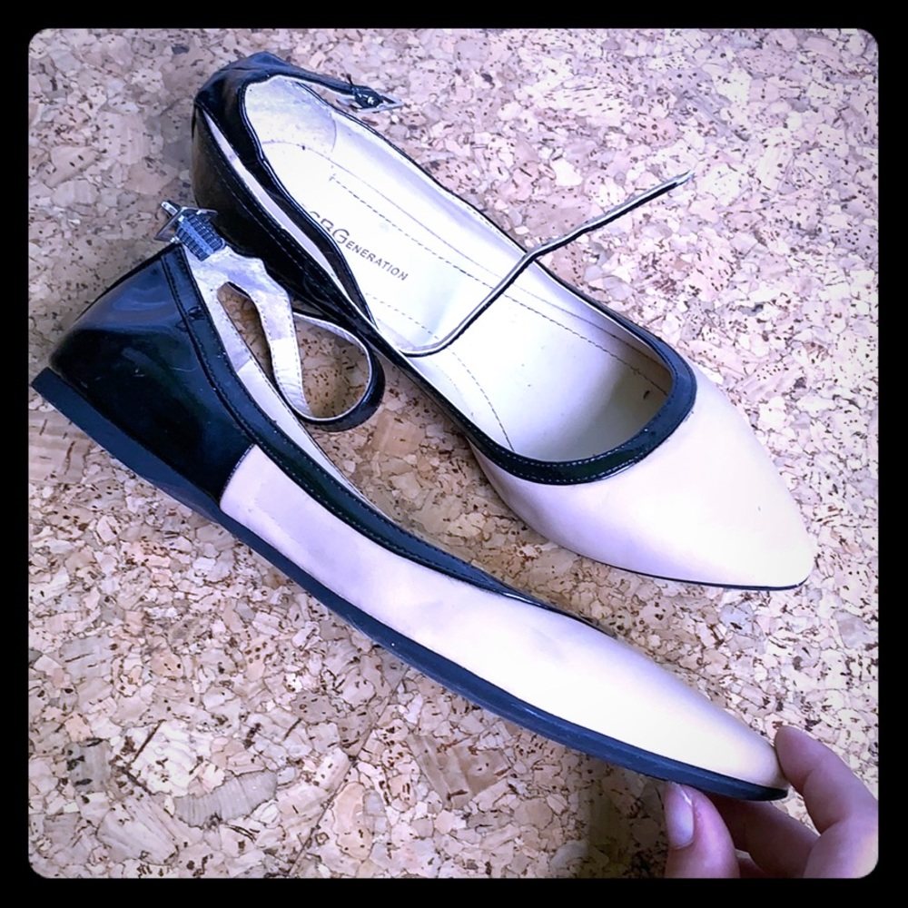 BCBGeneration cream & black flats with ankle strap